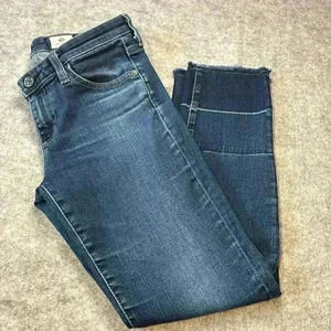 AG Jeans, The Stilt Crop Cigarette Skinny. Size 27.